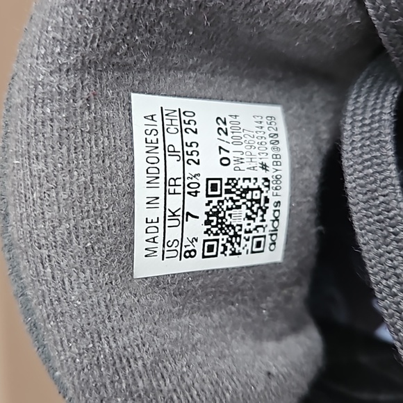 ADIDAS SNEAKERS - Picture 8 of 13